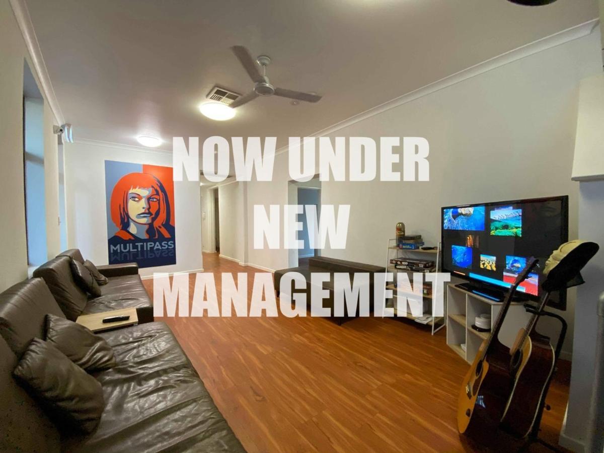 Downtown Backpackers Hostel Perth - Note - Valid Passport Required For Check In