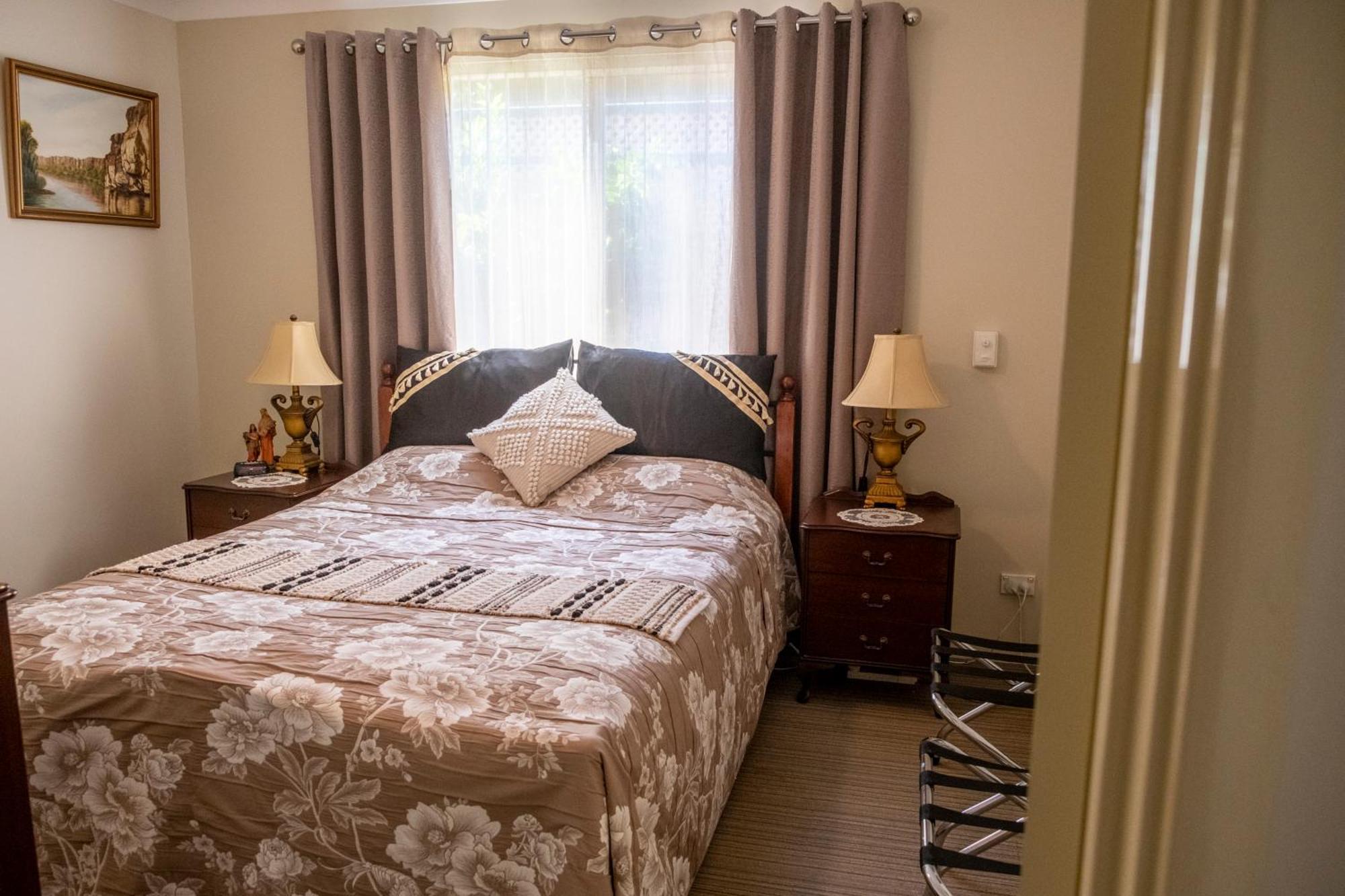 Ascot On Swan Bed & Breakfast